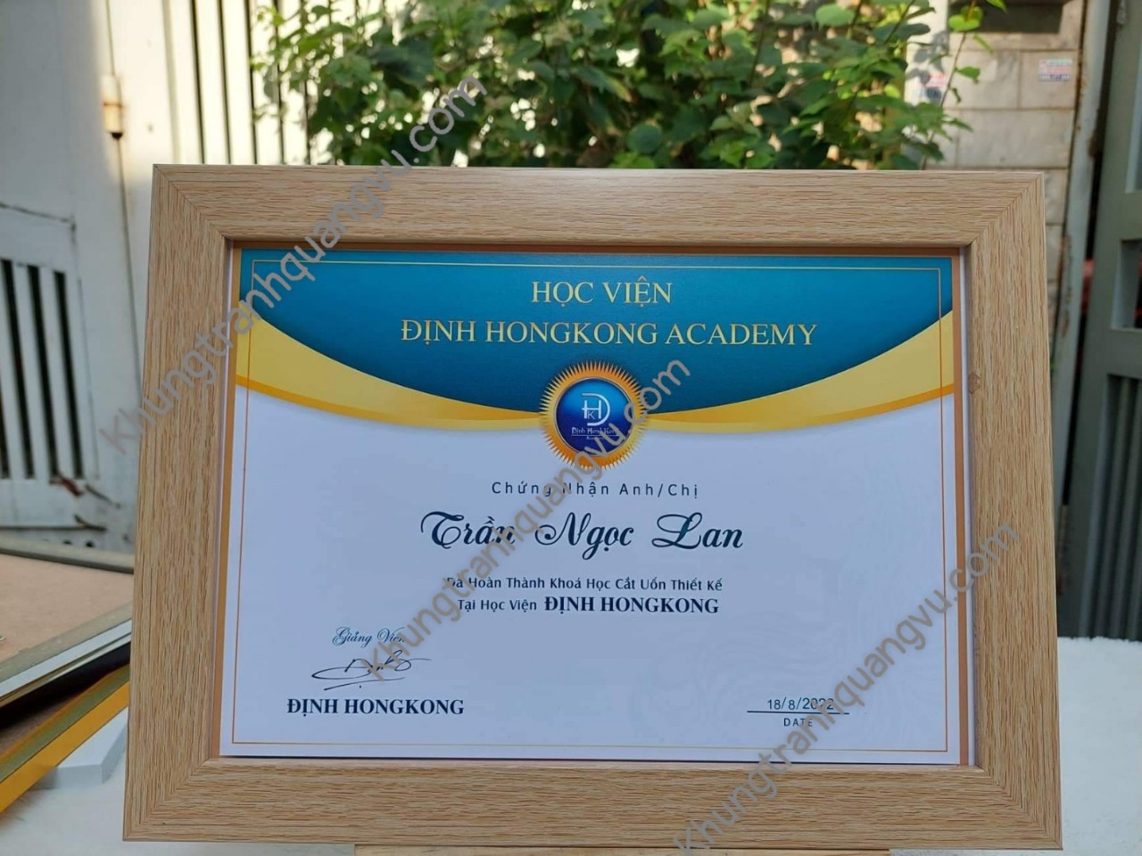 khung bằng khen A4(21*30)cm MICA