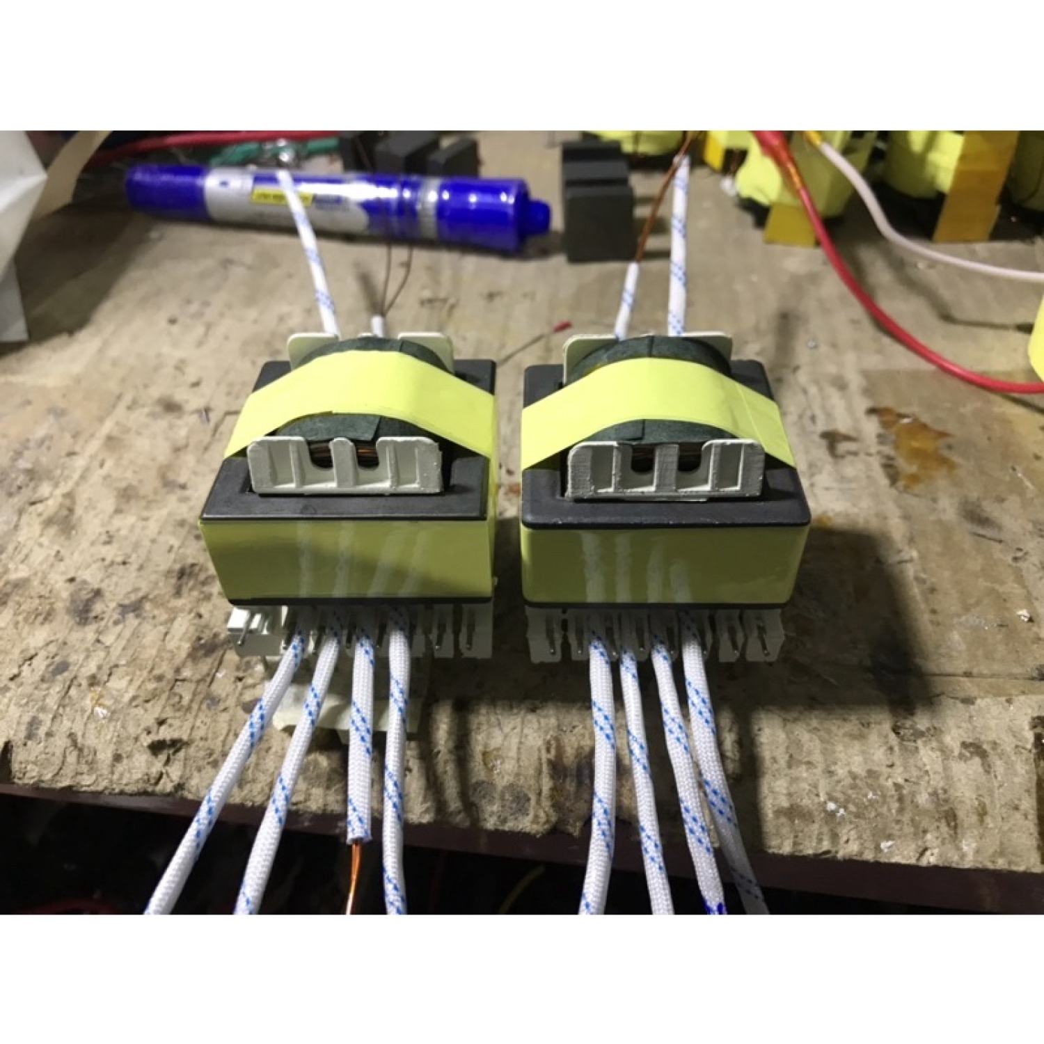 Biến áp kí.ch lạnh e4220