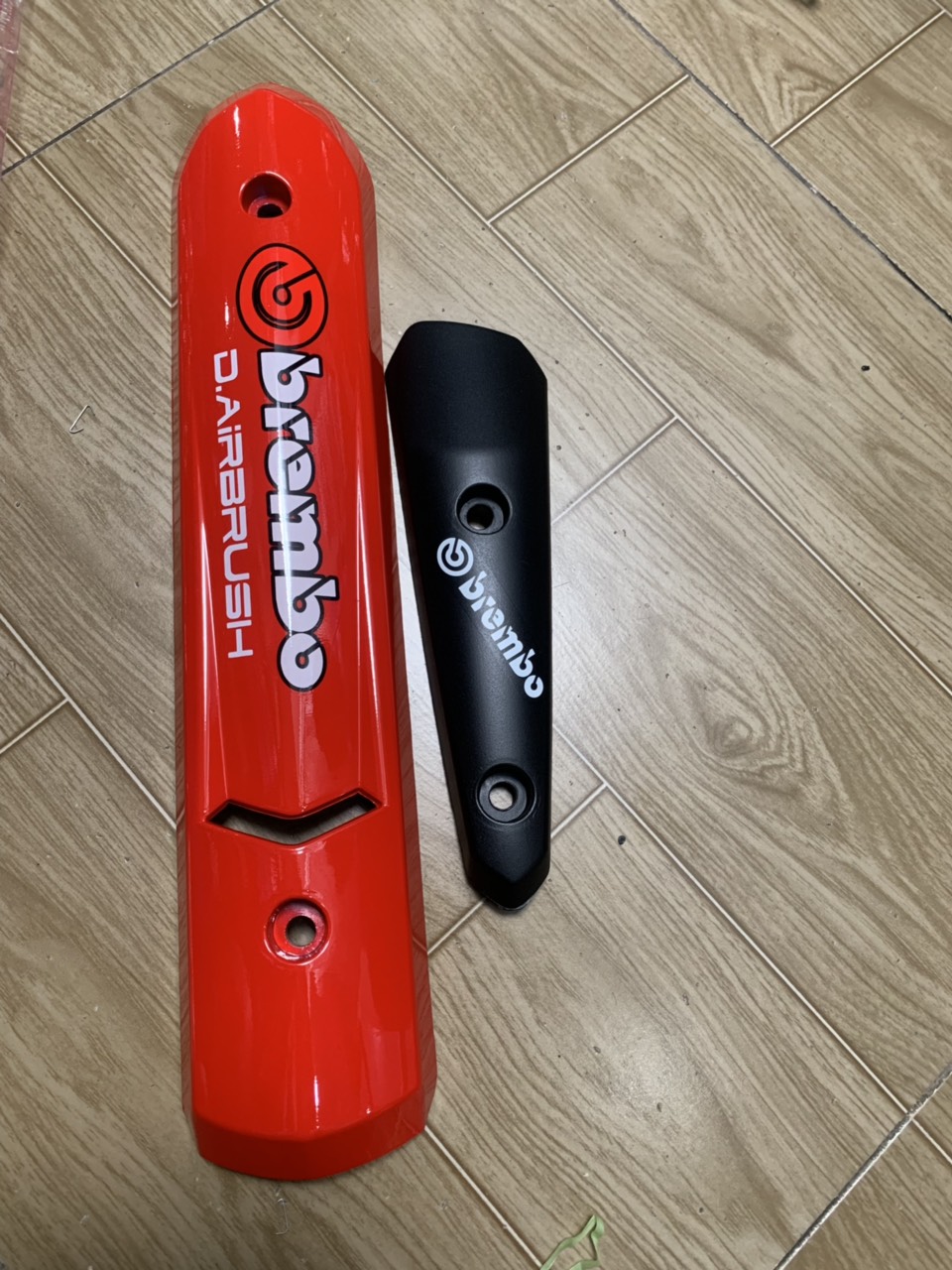 ỐP PÔ SPARK MÀU ĐỎ TƯƠI