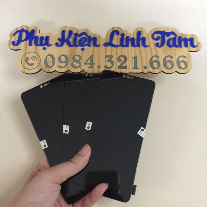 Màn hình Oppo R15