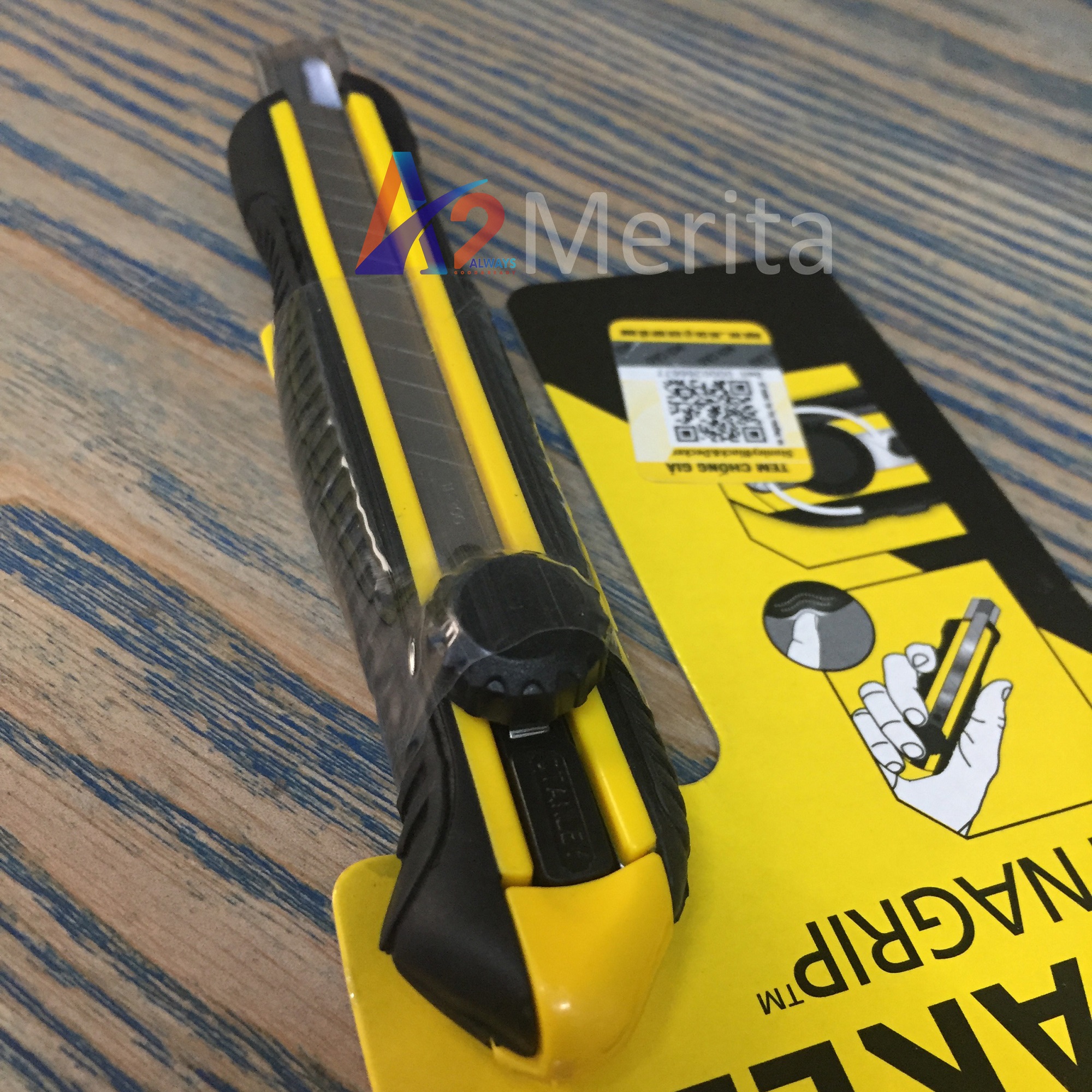 Dao rọc 9mm cán bọc cao su Stanley STHT10409-8