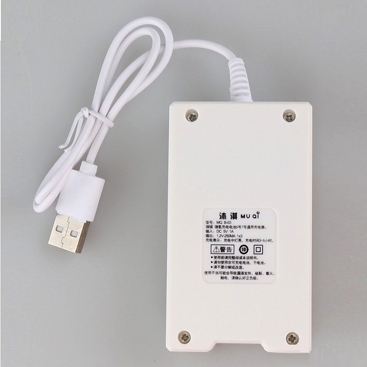 DOCK SẠC PIN. DÙNG SẠC PIN 2A VÀ 3A BẰNG CỔNG USB TIỆN LỢI. TH 609