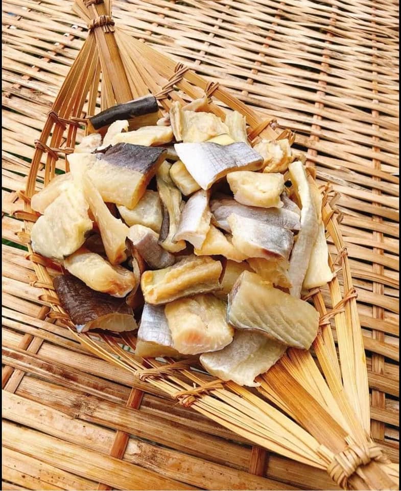 Khô cá dứa lạc ngon đặc biệt . cá dứa khô , cá dứa một nắng cần giờ chính hiệu . vệ sinh không chất bảo quản