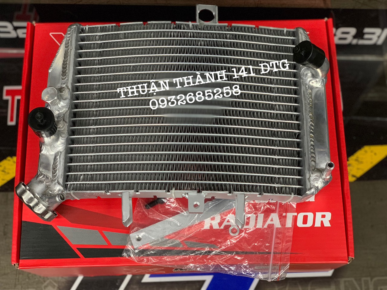 KÉT NƯỚC CONG X1R EX150 / LC150 - LƯỚI TITAN