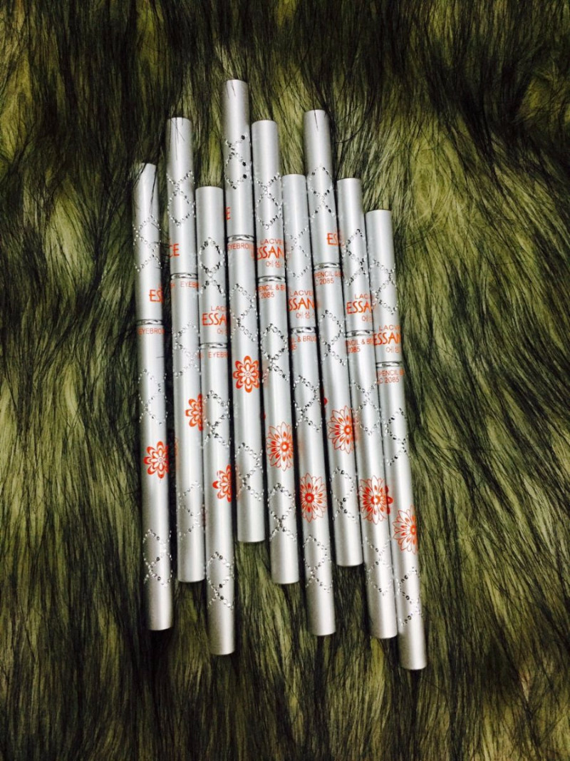 Chì kẻ viền mắt và chân mày 2 trong 1