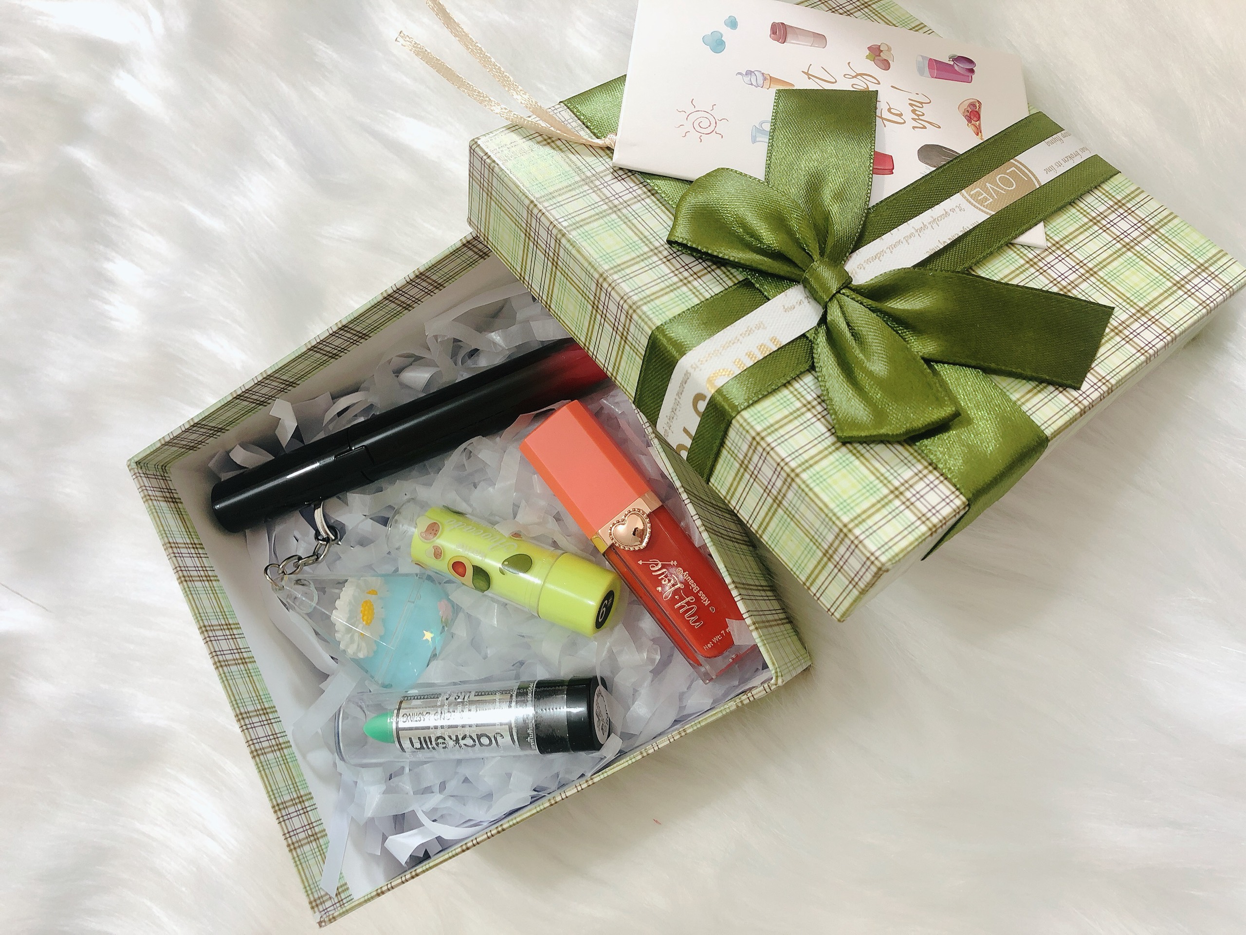 SET QUÀ TẶNG ĐẶC BIỆT DÀNH TẶNG BẠN GÁI