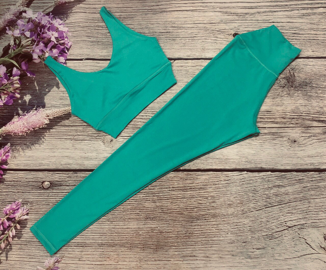[FreeshipMAX] B005 Bộ Đồ Nữ Cổ V Tập Thể Thao Gym, Yoga, Zumba, Earobic, Đi Chơi, Đi Du Lịch Rất Đẹp HCM
