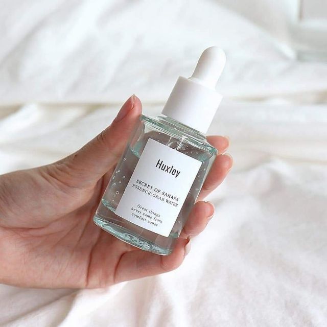 Essence Huxley dữơng ẩm sâu căng bóng da grab water, chiết xuất từ các thành phần cao cấp, không gây kích ứng, an toàn cho người sử dụng