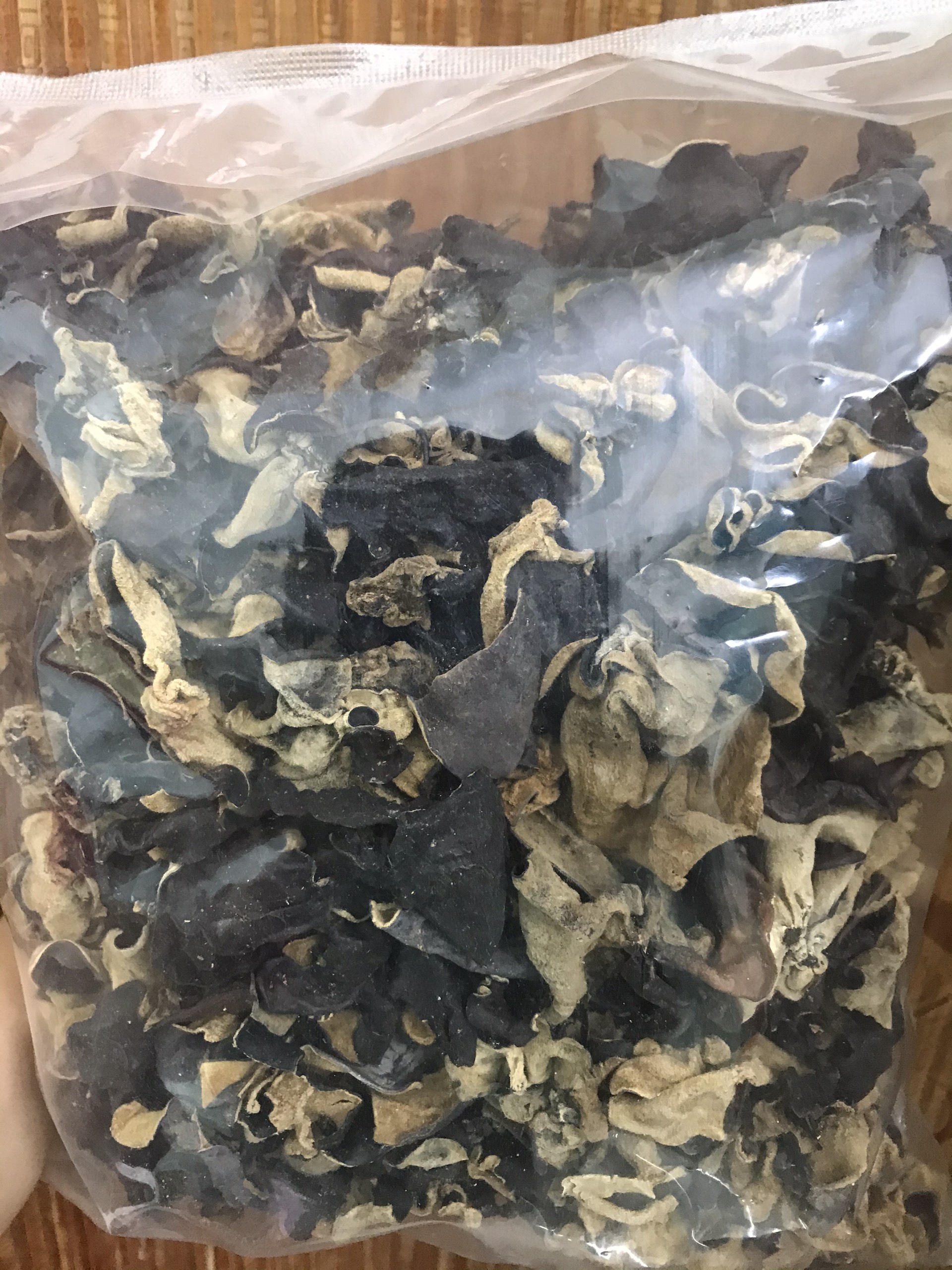 200g mộc nhĩ khô Tây Bắc ( mộc nhĩ đen)