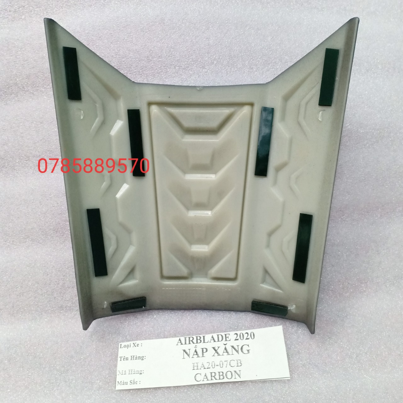 ỐP NẮP XĂNG XE AIR BLADE 2020-2023 CARBON