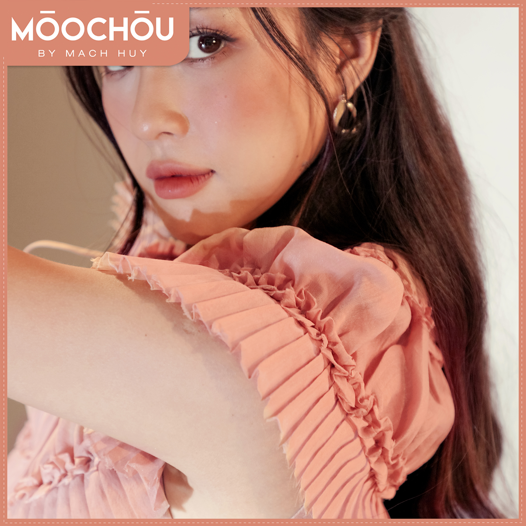 ÁO KIỂU CỔ CÁNH CHIM SELINE TOP - MOOCHOU