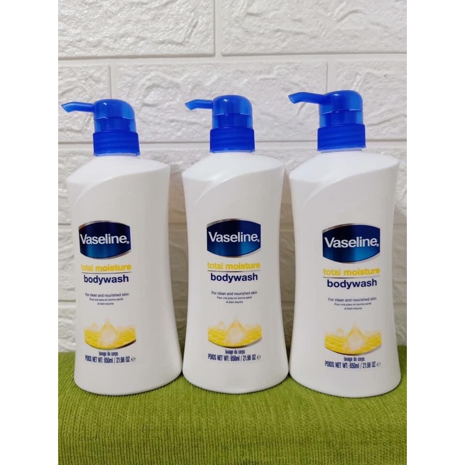 Sữa Tắm Dưỡng Ẩm Vaseline Total Moisture 650ml
