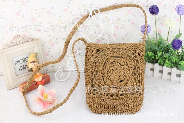 Túi cói đi biển hoạ tiết hoa