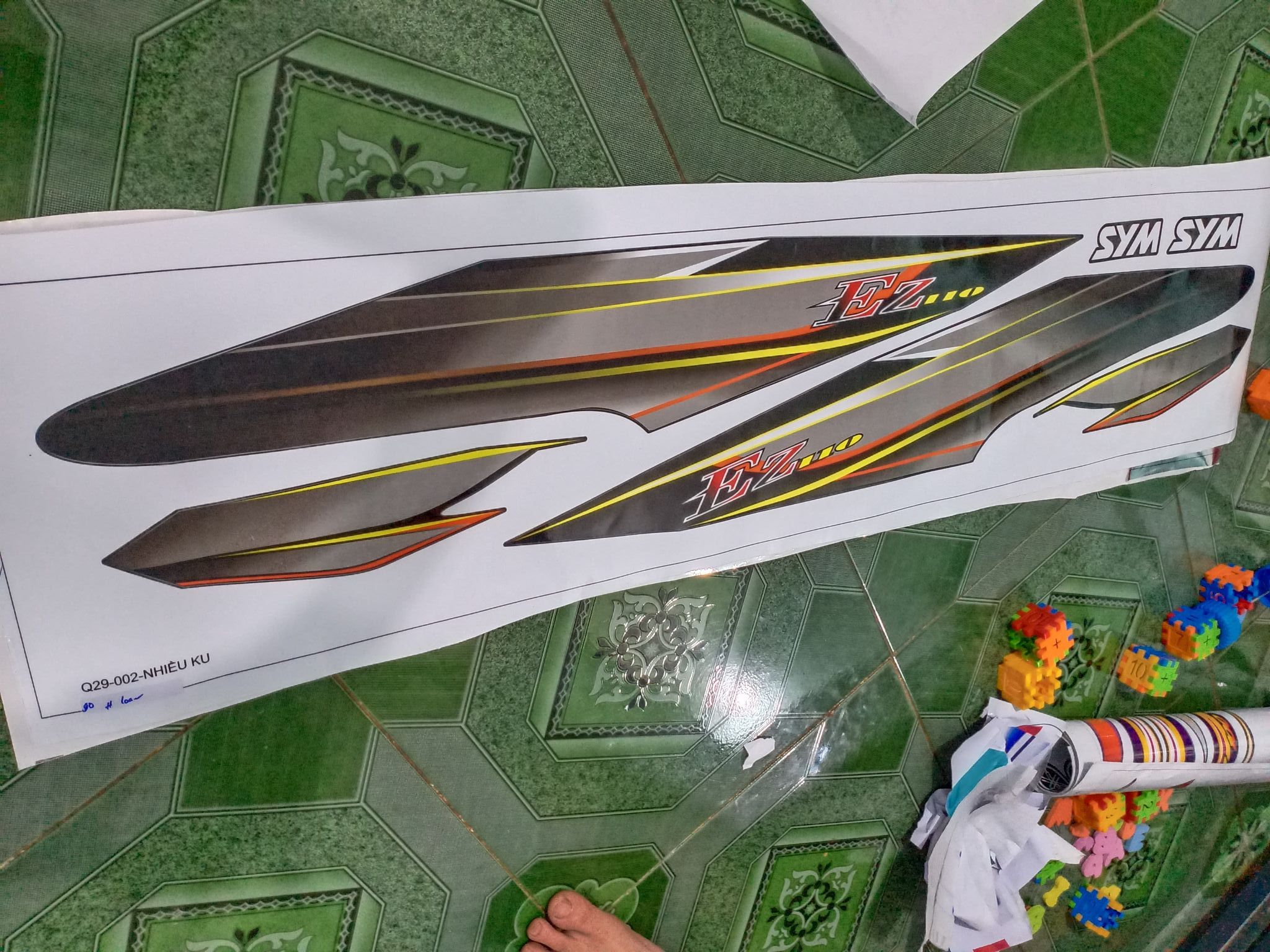 tem rời ez 110 xám xe đen