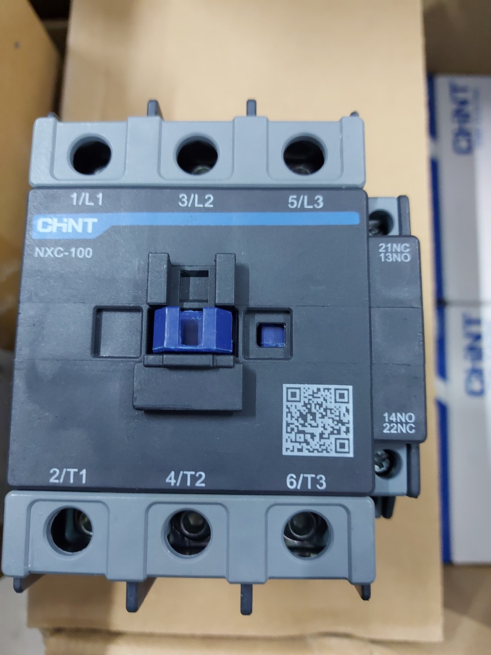 Khởi động từ CHINT NXC 100A-220V