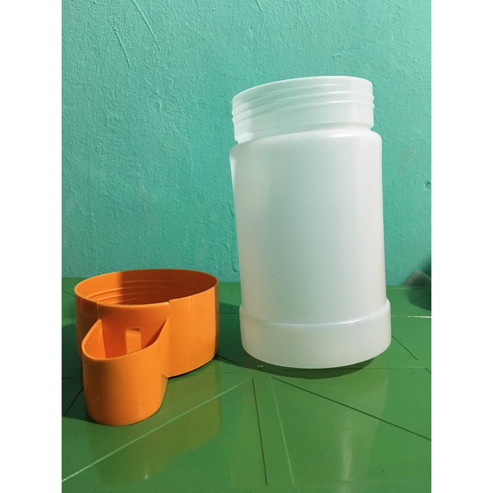 2 Bình uống nước cho gà đá, gà trọi, gà tre, chim bồ câu, cho gà , vịt chó , mèo 1 lít