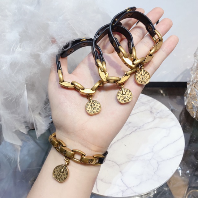 Vòng Tay Da Lv Sang Chảnh Cá Tính Siêu Sang