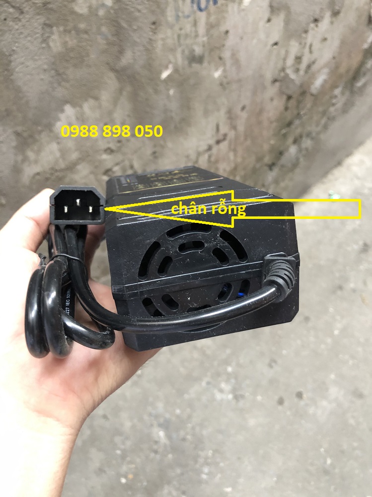 SẠC ĐIỆN 48V 20AH CHÂN CHỤP HÀNG CAO CẤP