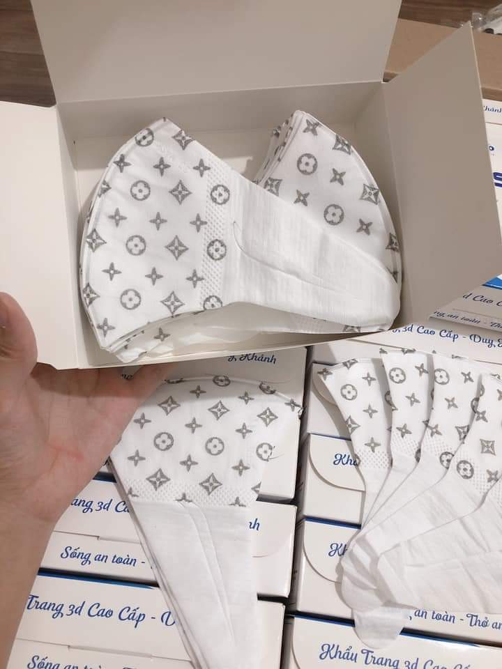 (freeshipmax)HỘP 50 CHIẾC KHẨU TRANG 3D MASK