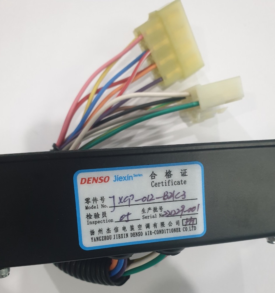 Bảng điều khiển máy lạnh Denso