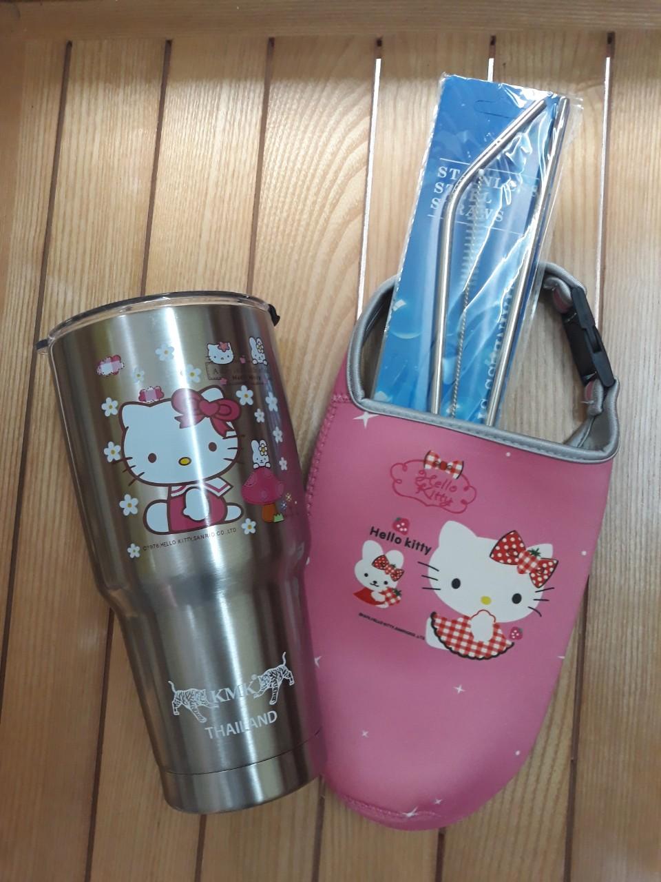 Ly Giữ Nhiệt Hình Mèo Kitty 900ml Thái Lan