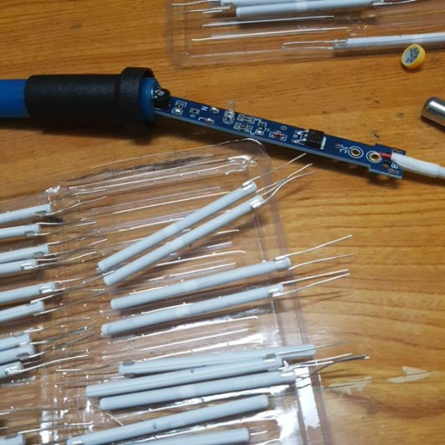 Ruột mỏ hàn 936 60w (loại 2 dây).