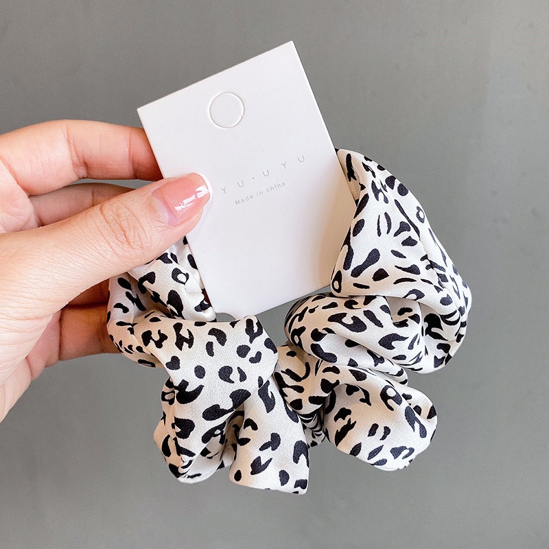 Cột tóc scrunchies chấm bi hoạt tiết beo rằn ri vải satin S67