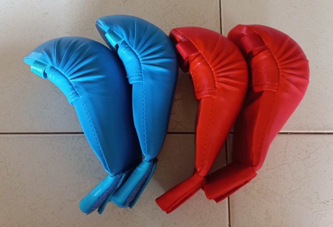 Găng Karatedo tập Luyện