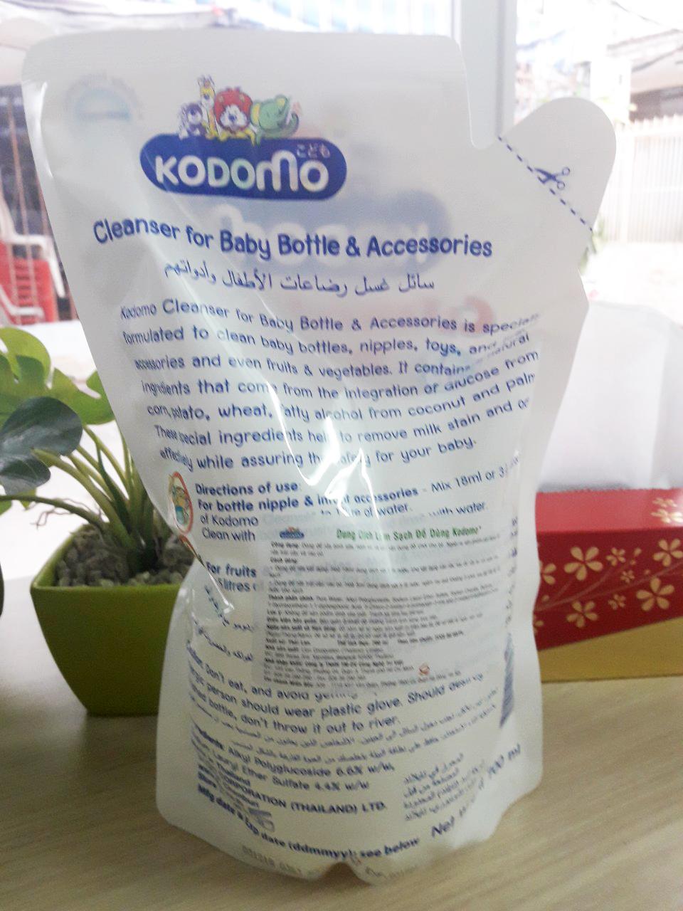 Combo 2 túi Nước rửa bình sữa Kodomo 700ml Thái Lan