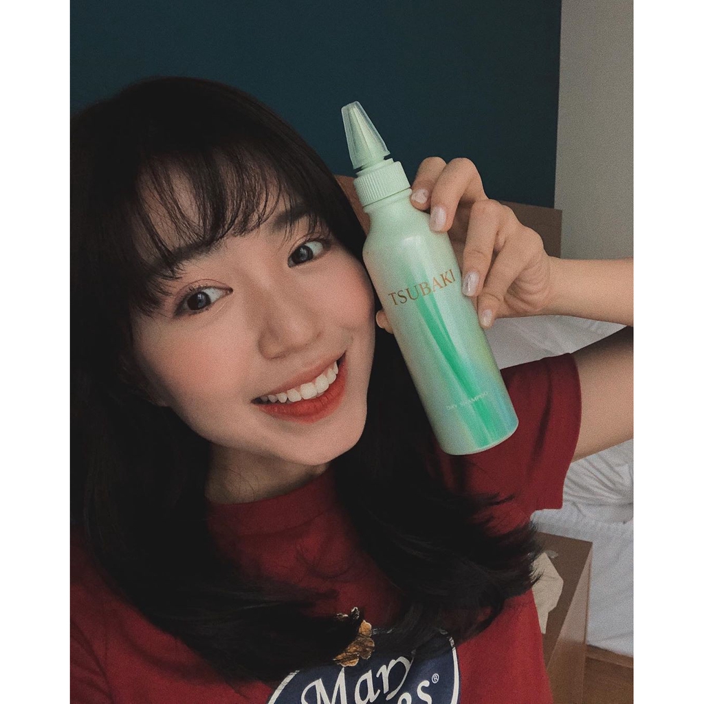 Dầu Gội Khô Tsubaki Dry Shampoo 180Ml