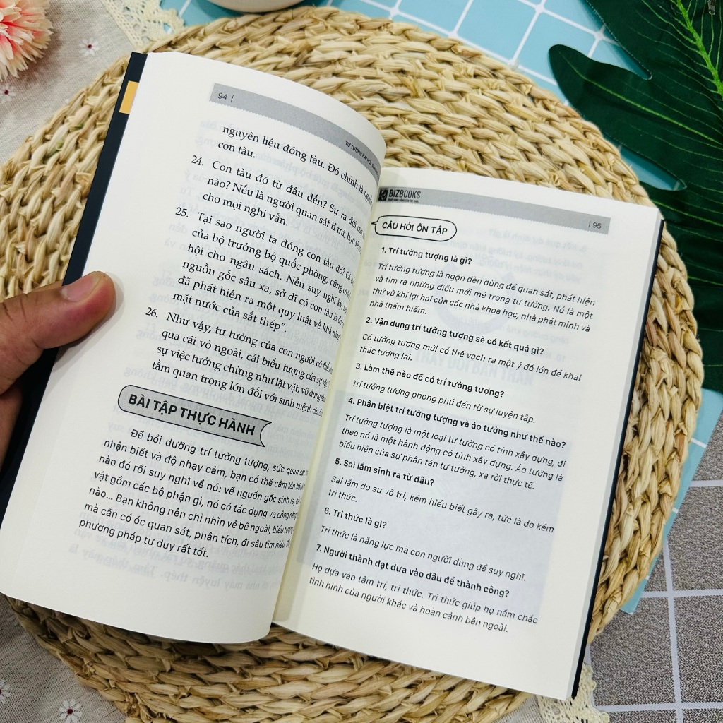 Sách - 24 Bài Học Thần Kì Nhất Thế Giới