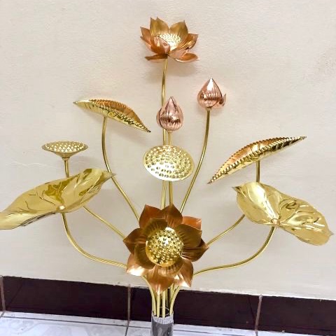 Hoa sen đồng 10 bông làm bằng đồng thờ phong thủy