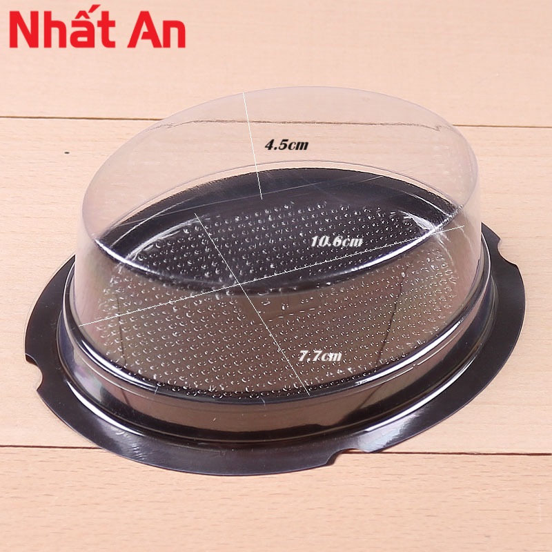 Hộp nhựa oval đế đen f71
