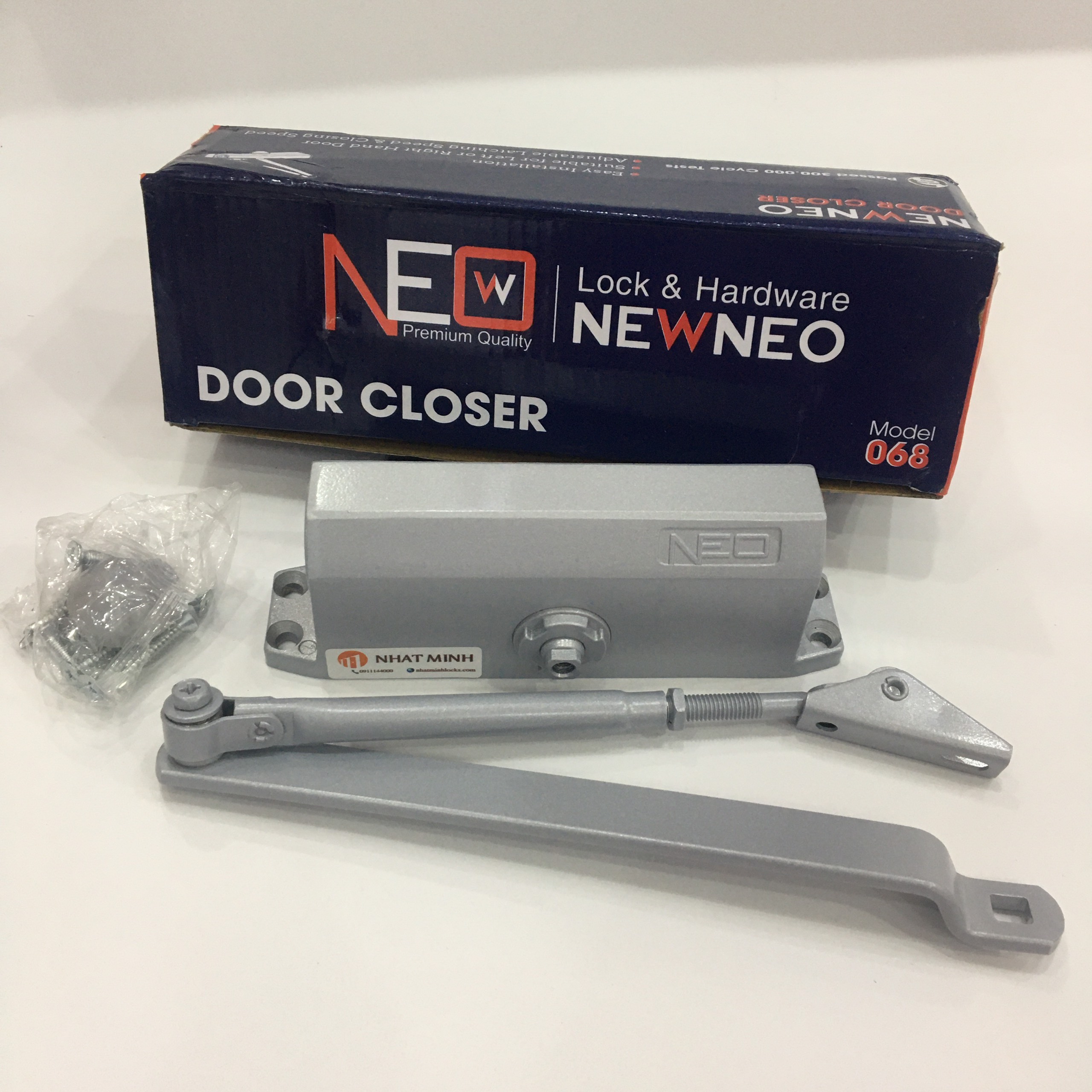 Tay co thủy lực NEO 068