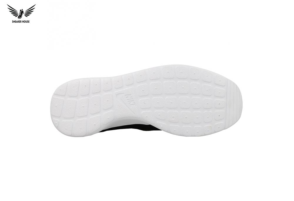 Nike giày thể thao Nike Roshe One 844994-002