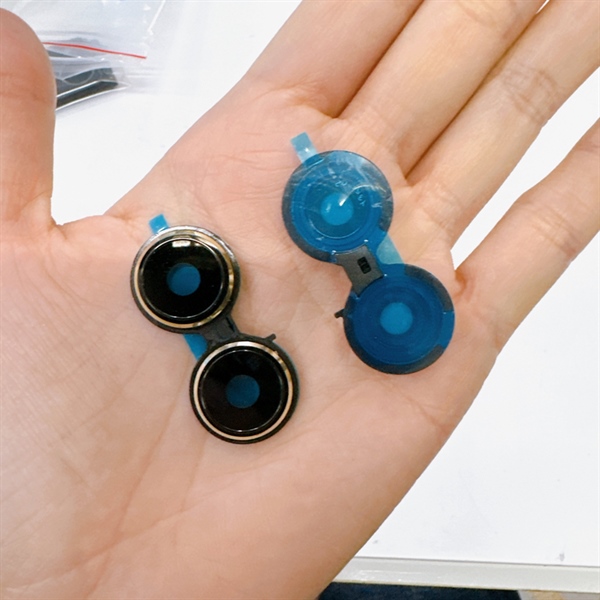Kính camera Oppo Reno 8z 5G hàng như hình.