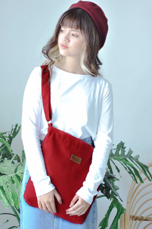 Túi đeo chéo: M.O.L Cross Tote