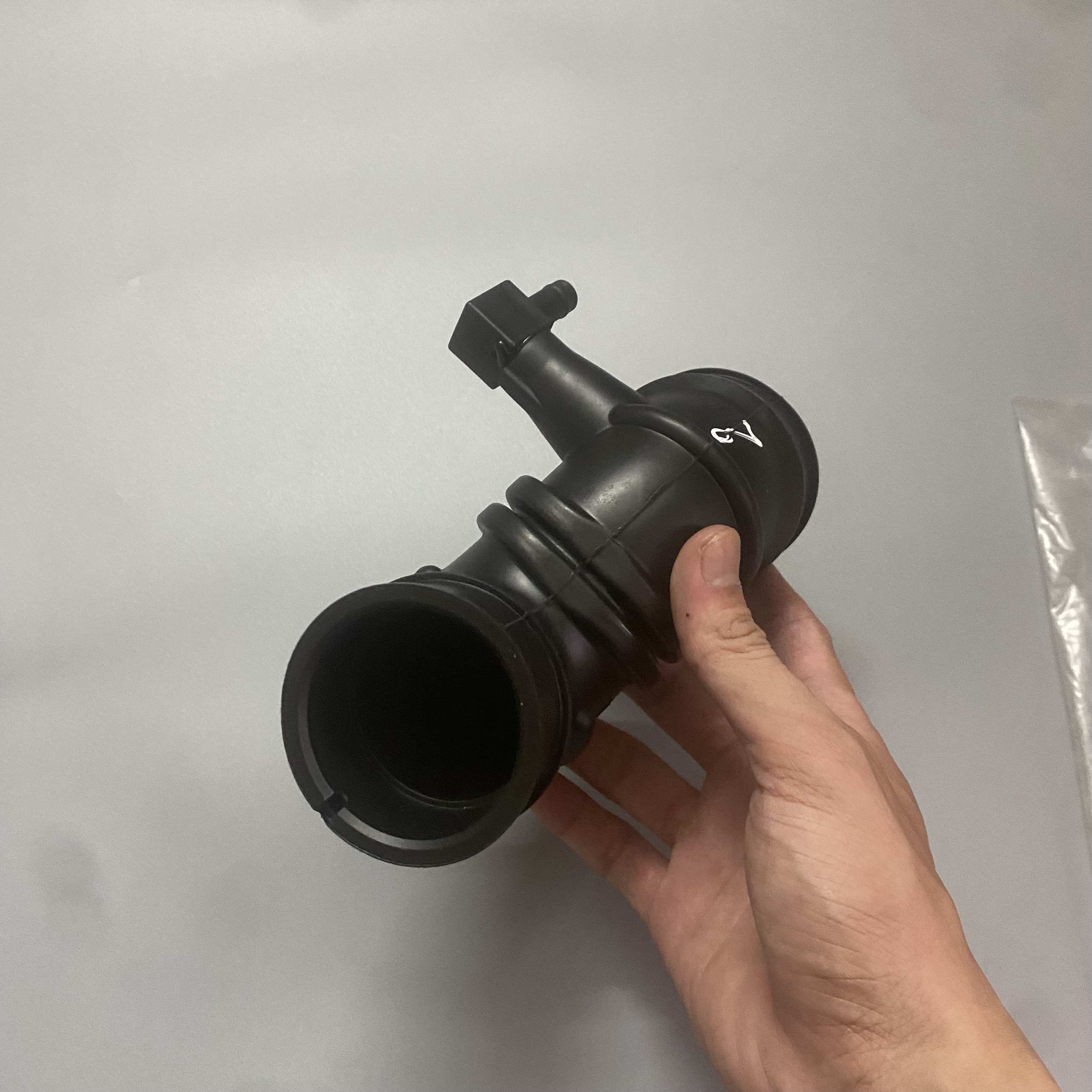 Ống hút gió động cơ Kia morning