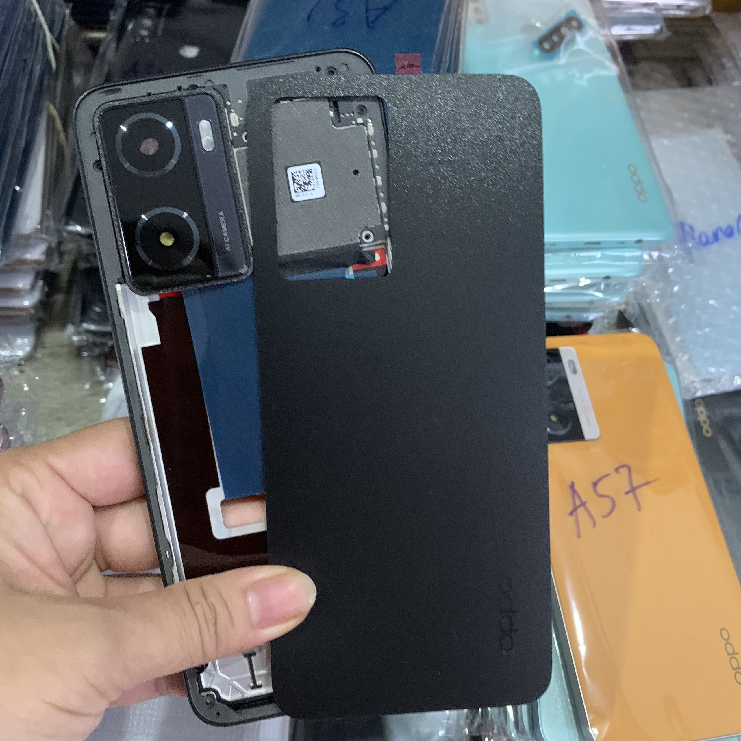 bộ vỏ oppo a57 zin (2022) có kính cam