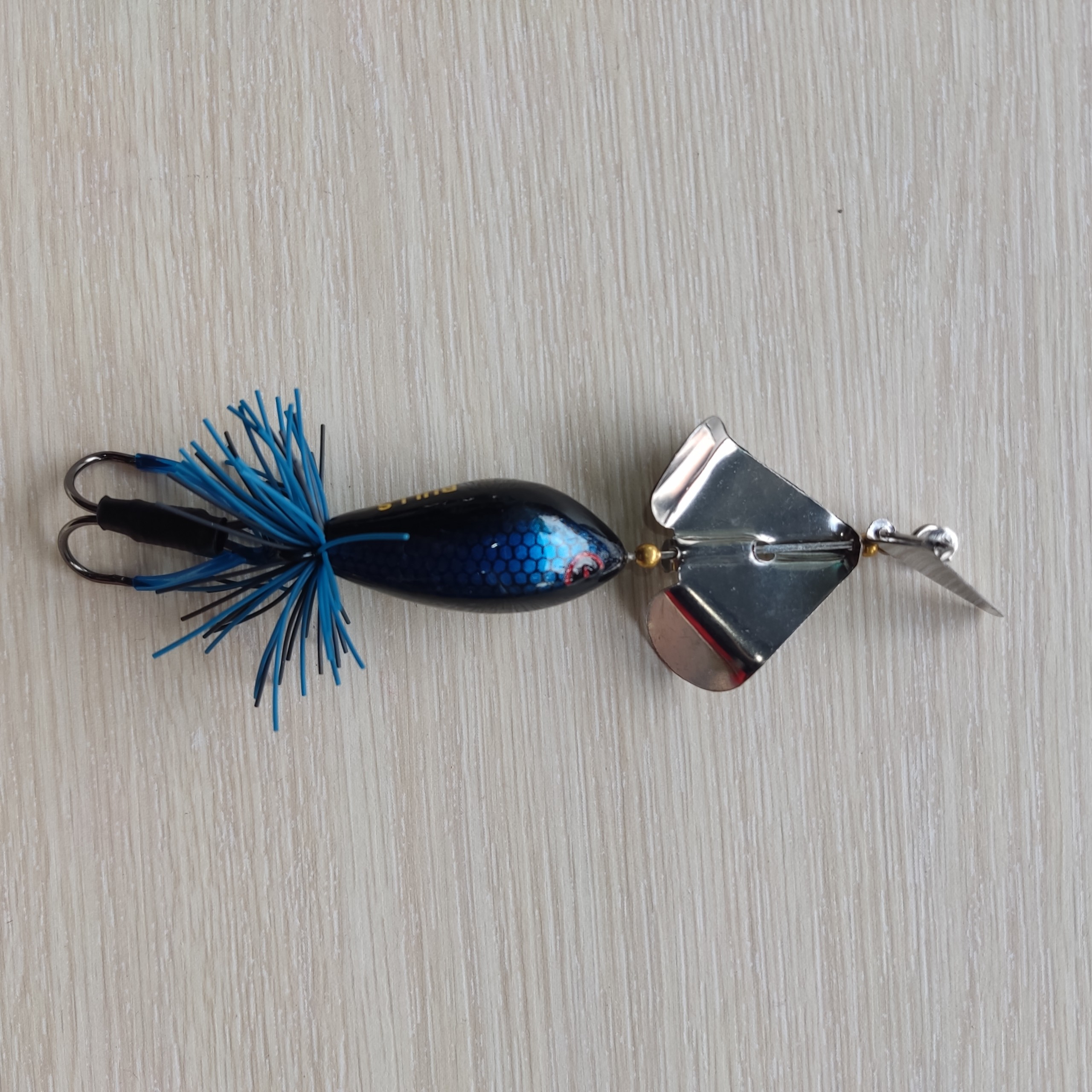 Mồi câu lure nhái BULLs baitbuzz 10cm 25g