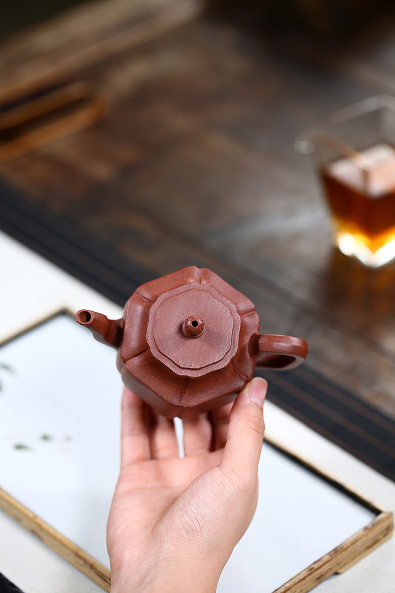 Ấm Tử Sa Nghi Hưng Cung Đăng 210 ml