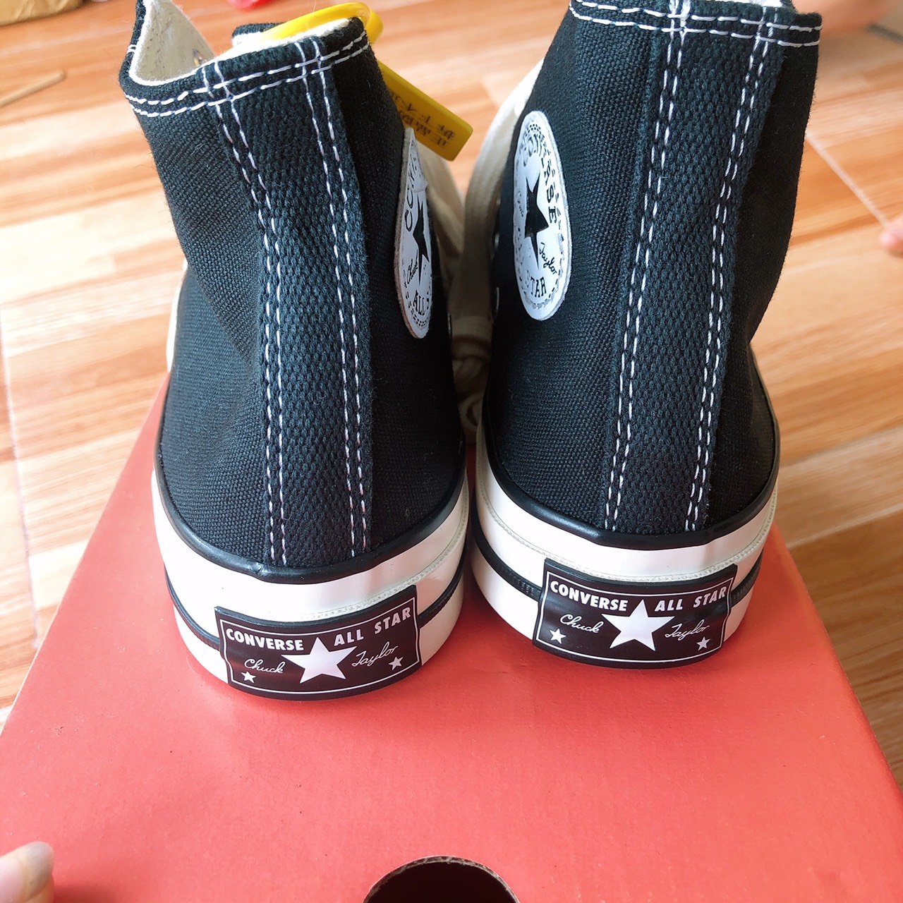 Giày Converse Chuck Jaylor Màu Đen (Cổ Cao, Cổ Thấp) Hàng R11