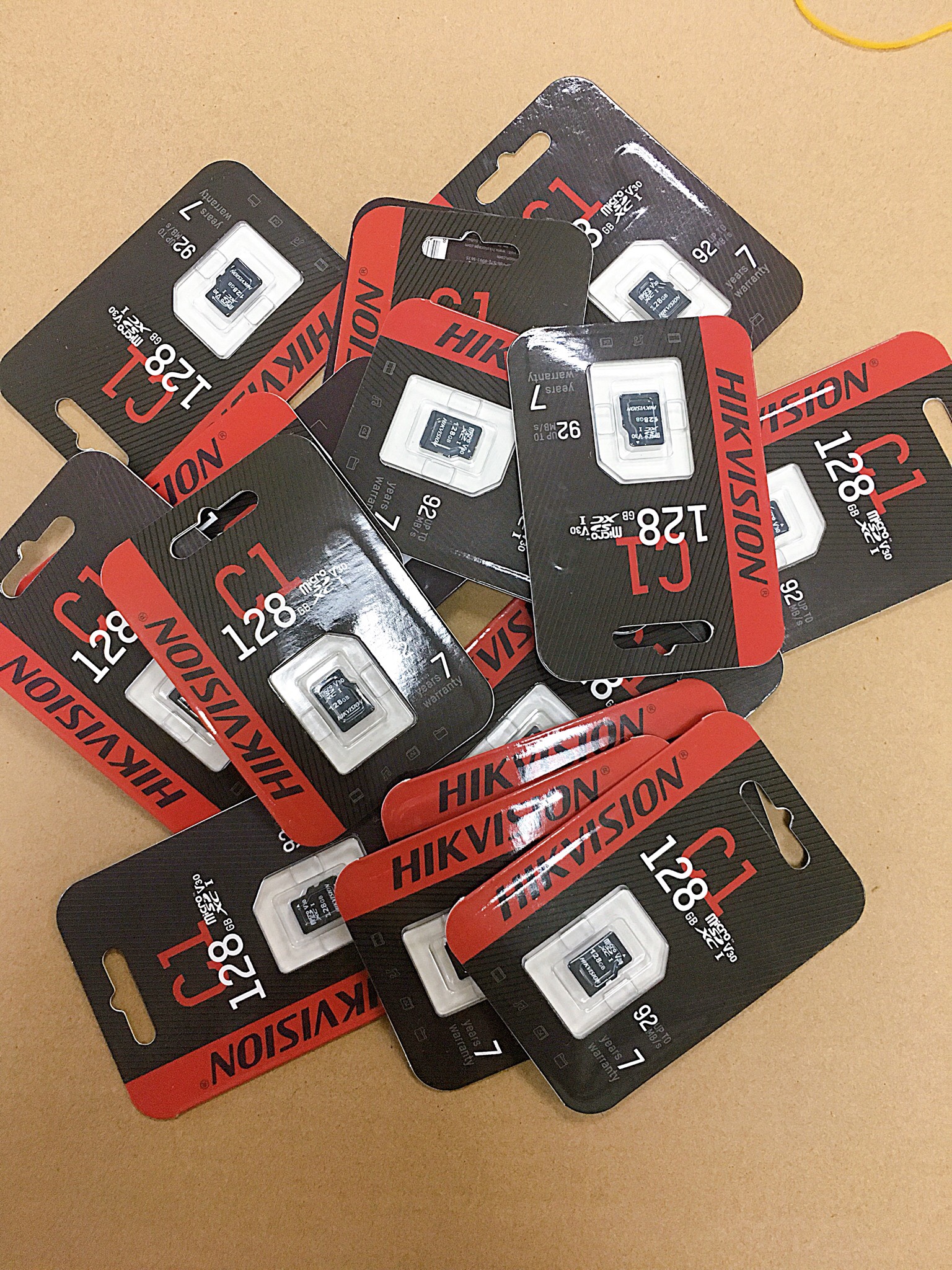 Thẻ nhớ Hikvision 128GB
