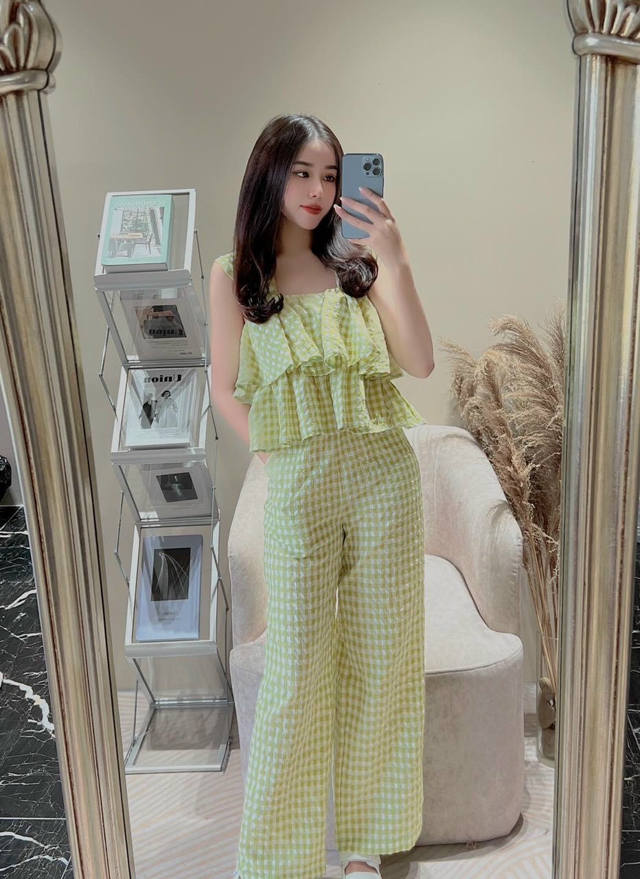 Set quần ống rộng caro vải xốp áo hai dây tầng set tiểu thư caro mặc đi chơi dễ thương áo hai dây babydoll caro quần ống suông caro dài dễ thương