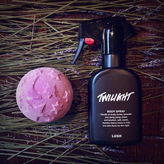 Xịt toàn thân Twilight body spray- LUSH
