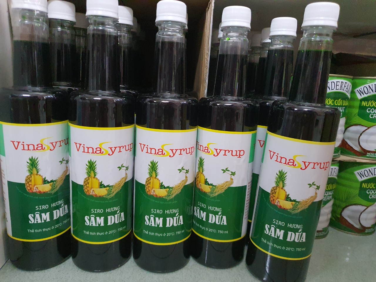 Siro Sâm Dứa  Chai 750ml DATE 2025