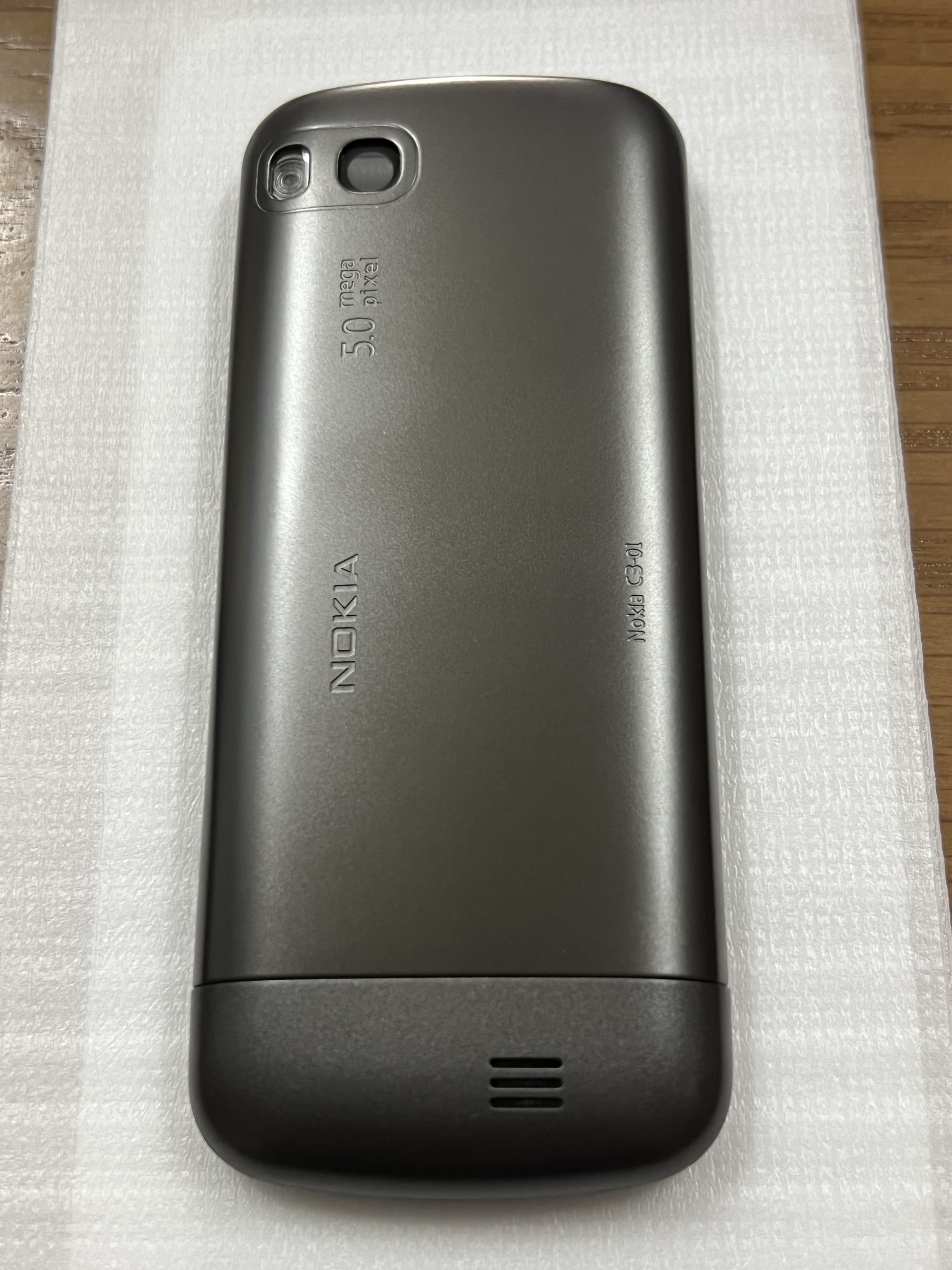 Vỏ điện thoại Nokia C3-01 ( có sườn - không phím )