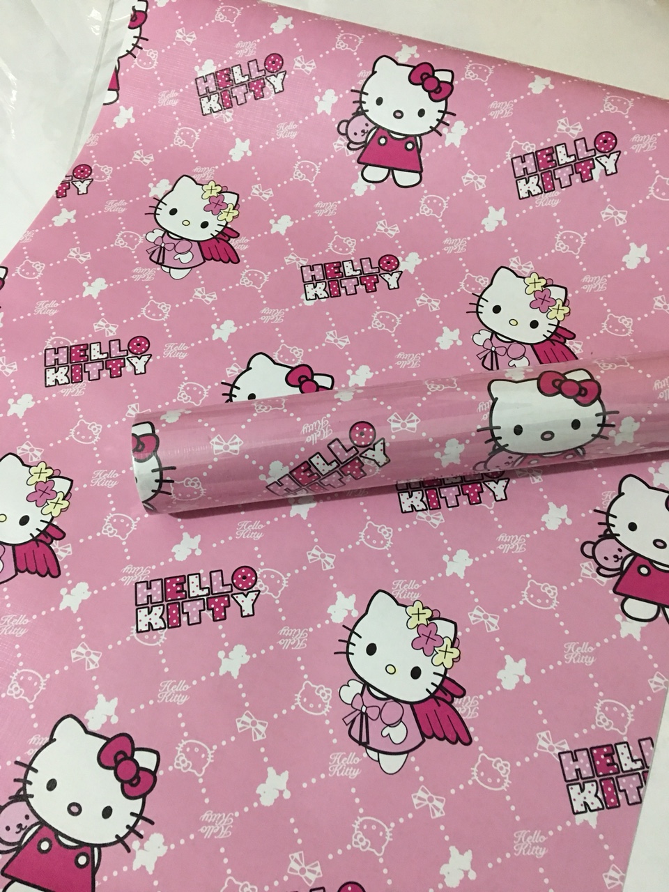Giấy Dán Tường Kitty Hồng (Dài 10m, Rộng 45cm)