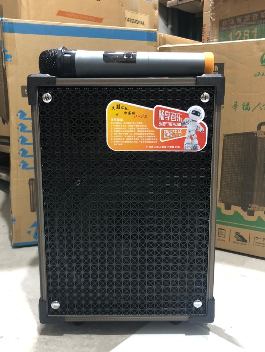 Loa karaoke mini tặng 1 micro không dây