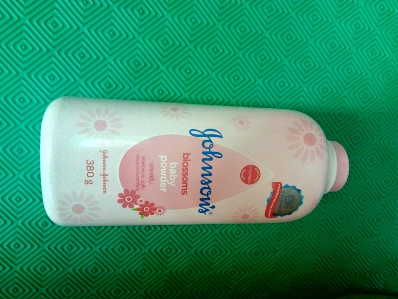 Phấn thơm em bé Johnson's Baby Thái Lan 380gr